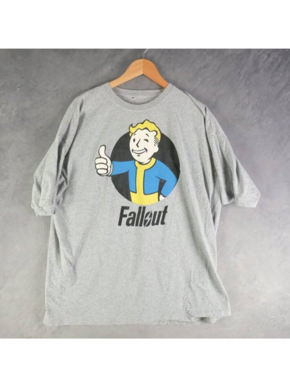 Bethesda Shirt Mens XXL 2XL Gray Graphic Fallout Vault Boy Tee Gaming